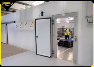 ung-dung-panel-kho-lanh-trong-cac-nganh-hang-2