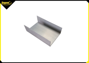 phu-kien-nhom-tam-panel-thi-cong-nha-tien-che-1