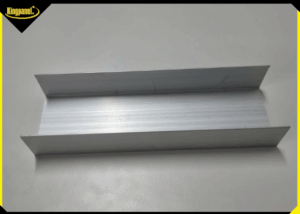 u-panel-co-anh-huong-do-ben-cua-vach-cach-nhiet-8