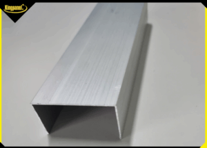 u-vach-panel-la-gi-vi-sao-can-trong-lap-dat-panel-2