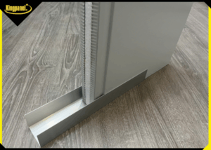 u-vach-panel-chat-luong-cao-ben-bi-de-thi-cong-6