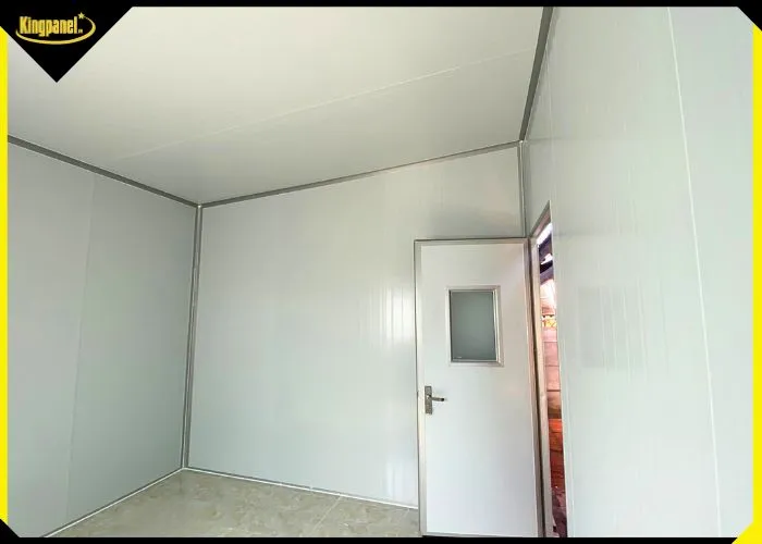 Cửa panel 1 cánh có ô kính cho văn phòng lắp ghép