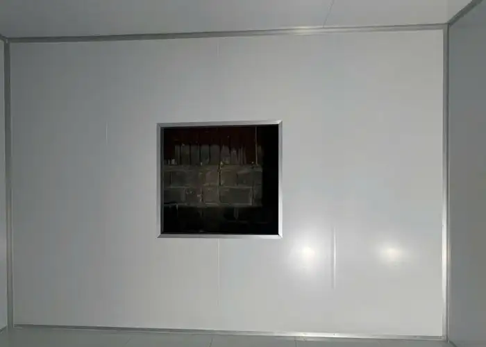 Thanh U nhôm 50 trong công trình vách panel hoàn thiện