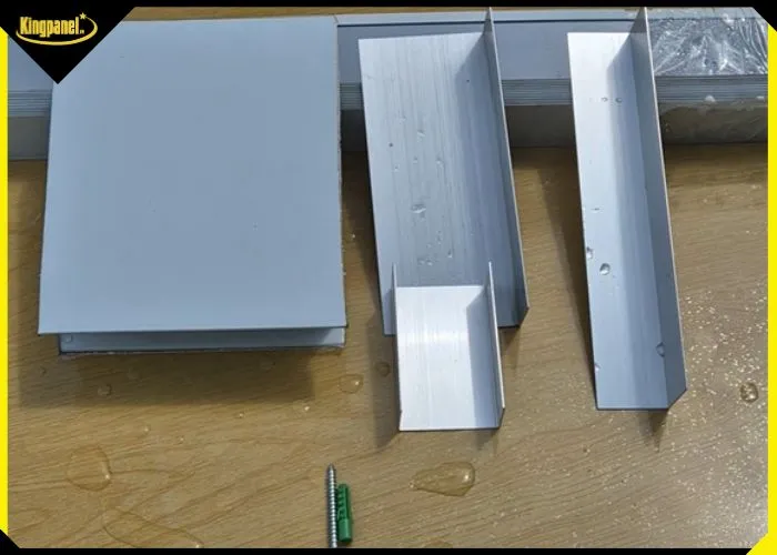 Các loại thanh U nhôm và phụ kiện thi công vách panel