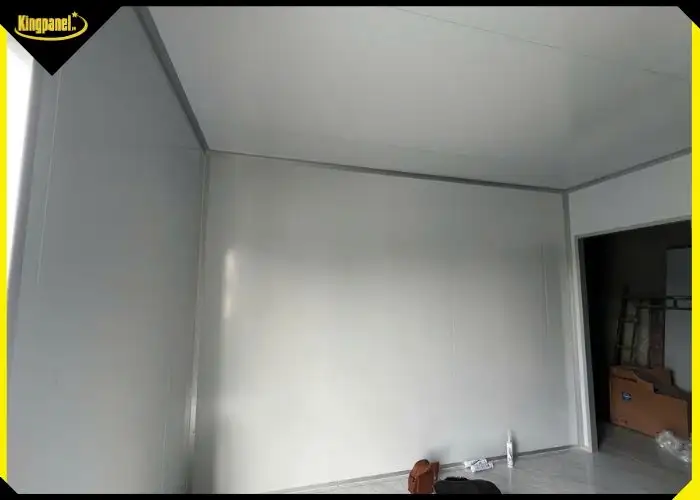 Chi phí làm vách ngăn phòng còn phụ thuộc vào diện tích và độ dày của tấm panel