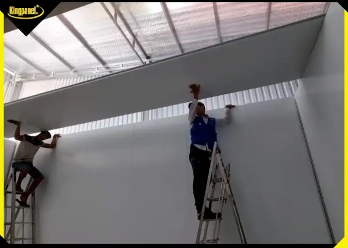 Trần panel cách nhiệt siêu nhẹ, thi công lại nhanh