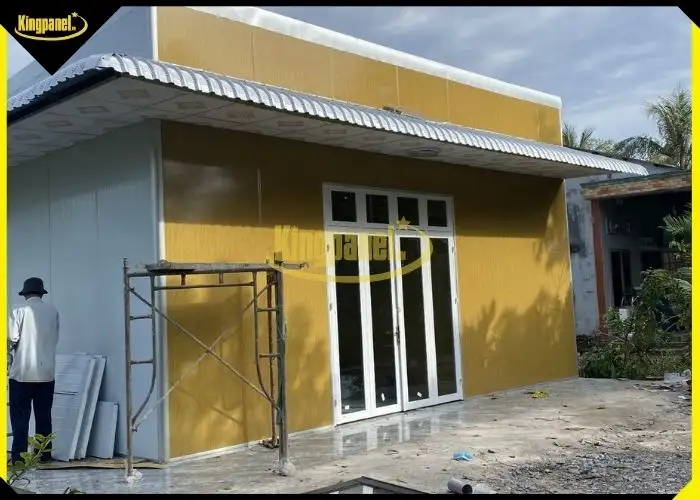 Làm nhà bằng panel màu vân gỗ đẹp hiện đâi và sang trọng
