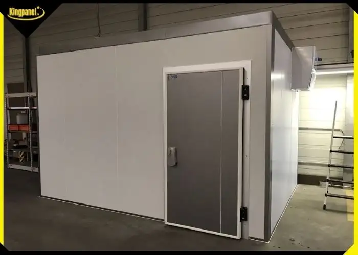 Vách kho lạnh panel pu được nhiều khách hàng lựa chọn hiện nay
